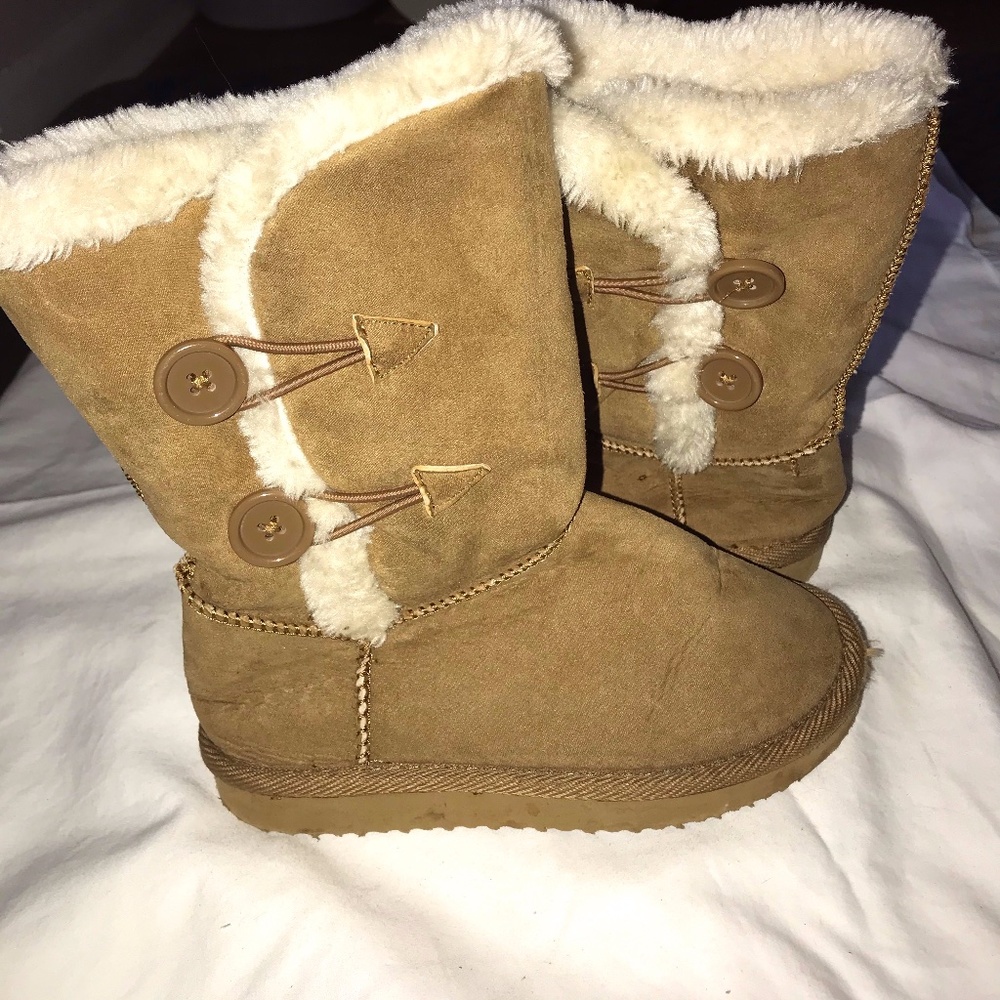 girls down boots